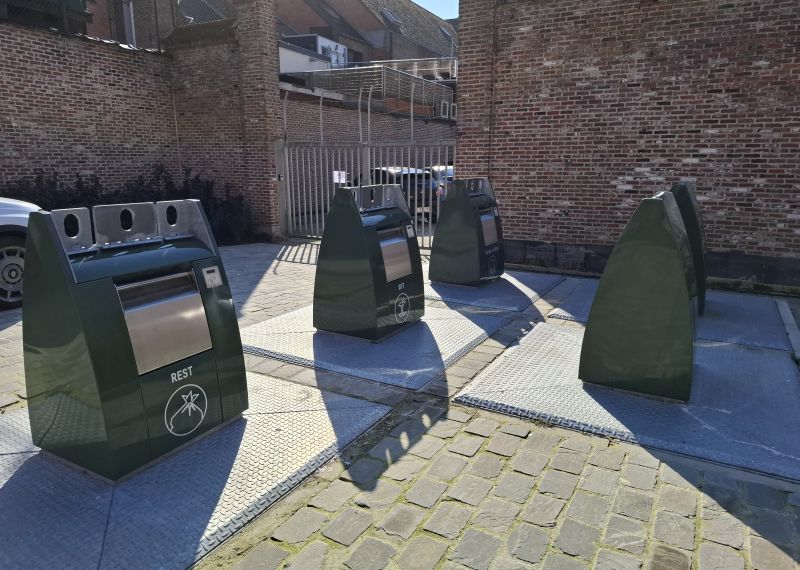 Ondergrondse containers Hof Van Saeys