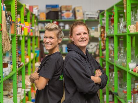 Locaties & openingsuren